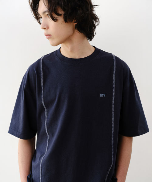 이에이(IEY) BALANCE LOGO T-SHIRTS Navy - 사이즈 & 후기 | 무신사