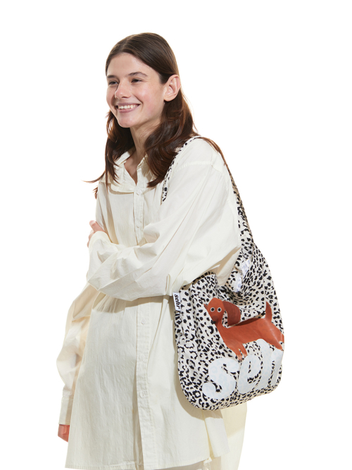 [Sehr] My Puppy Leopard Easy Bag ★すぐ品切れ★ 세르(SEHR) My Puppy Leopard Easy Bag (Ivory) - 사이즈 & 후기
