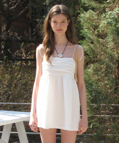 썸웨어버터(SOMEWHEREBUTTER) Rony Shirring Mini Dress - Ivory 썸웨어버터(SOMEWHEREBUTTER) Rony Shirring Mini Dress - Ivory