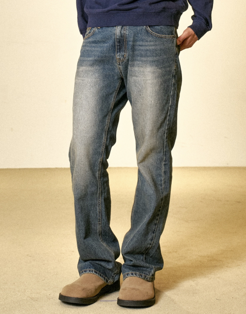 ESSENTIAL FLARED DENIM PANTS