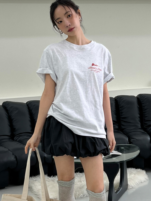 Bread and roses T-shirt heather gray