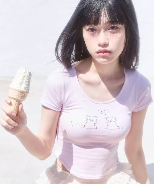 일리고() 쿠마 핫픽스 핏티드 티셔츠 핑크 상품 이미지