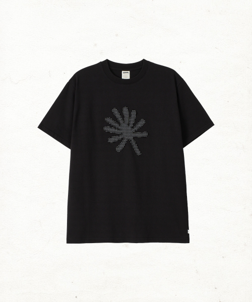단델 DD symbol applique tee (BLACK)