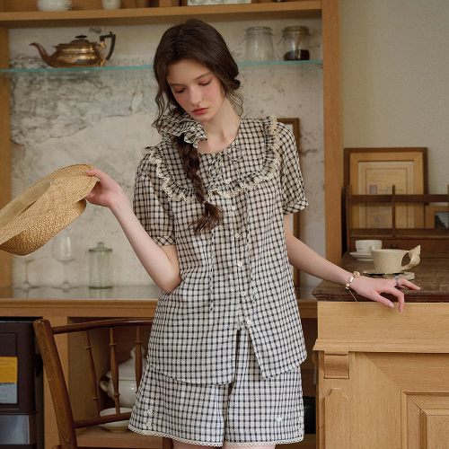 SR_Playful check ruffle shirt