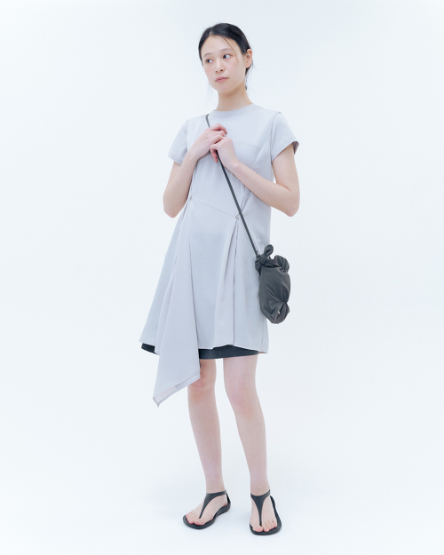 미세키서울(MISEKI SEOUL) Billow sheer sleeveless one piece