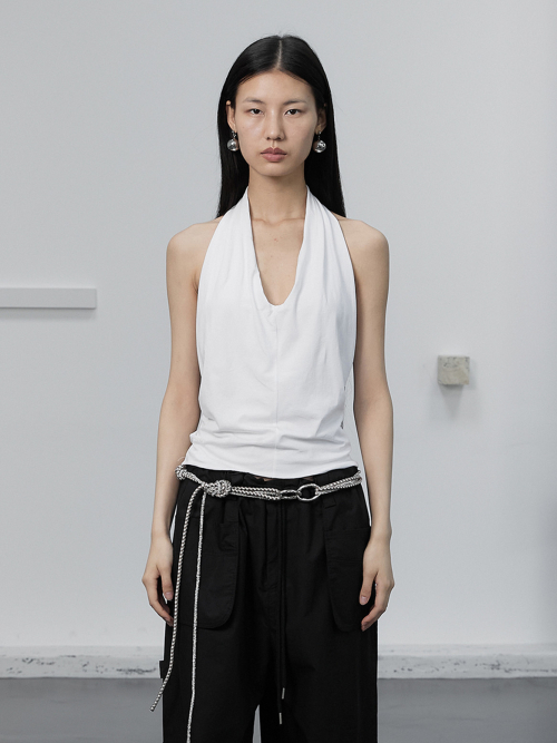 [CERRIC] DRAPE HALTER NECK SLEEVELESS /追跡付 세릭(CERRIC) DRAPE HALTER NECK SLEEVELESS / WHITE - 사이즈