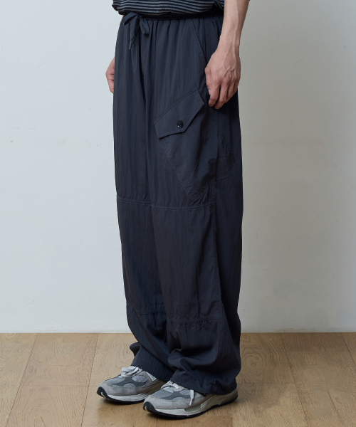 SHIRRING ONE POCKET PANTS (CHARCOAL)