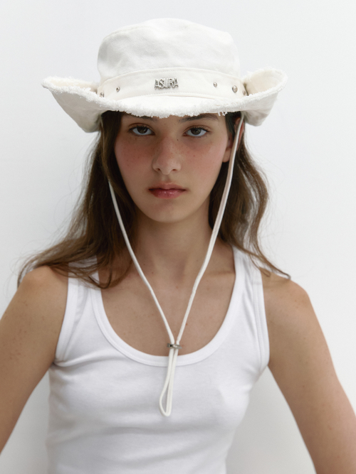 韓国商品/ASURA STUD COTTON HAT STUD COTTON HAT (BLACK) : 아수라 (ASURA)