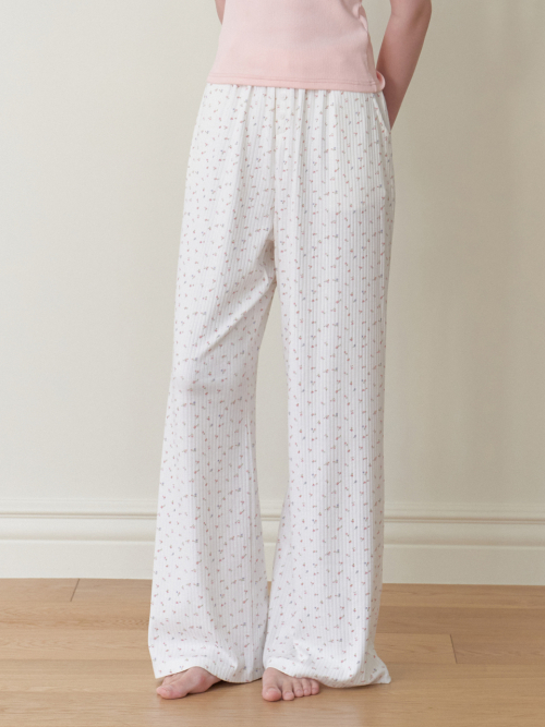 Florrie room pants (white flower)