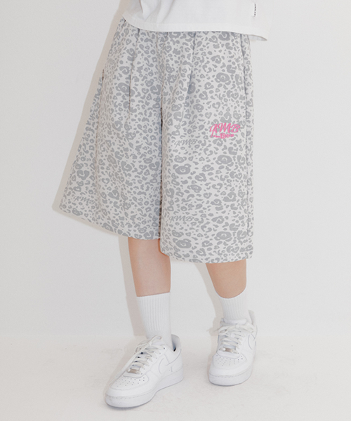 Heart Bear Leopard shorts Bermuda Sweat Shorts ASP801 (Ivory)