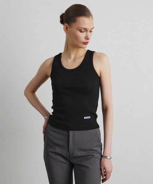 SCOOP NECK SLEEVELESS_BLACK
