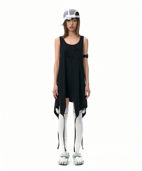【OJOS】OJOS x NOITOW SHU ASYMMETRIC MINI DRESS ◇ojos◇ OJOS x NOITOW SHU Asymmetric Mini Dress White 25CB