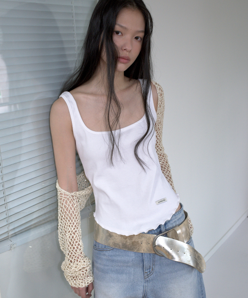 RIBBED SQUARE NECK SLEEVELESS_WHITE
