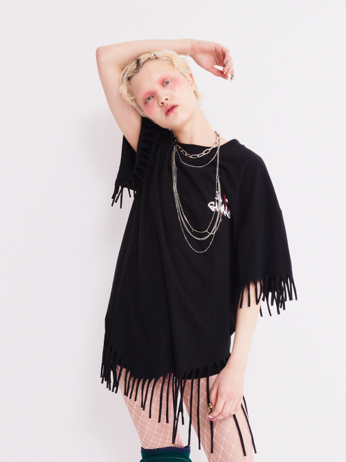 ◆as if calie◆ GURLS OVERSIZEDFIT FRINGE TSHIRT BLACK CA25B Designer fashion, Seoul-fully created | W Concept