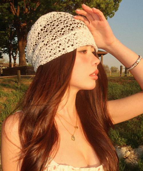 Sea Shell beanie - White
