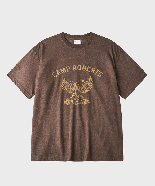 Футболка Camp Roberts с графикой Brown