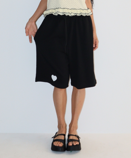 韓国人気【RONRON】HEART POINT BERMUDA TRAINING HALF PANTS4色 韓国人気【RONRON】HEART POINT BERMUDA TRAINING HALF PANTS4色