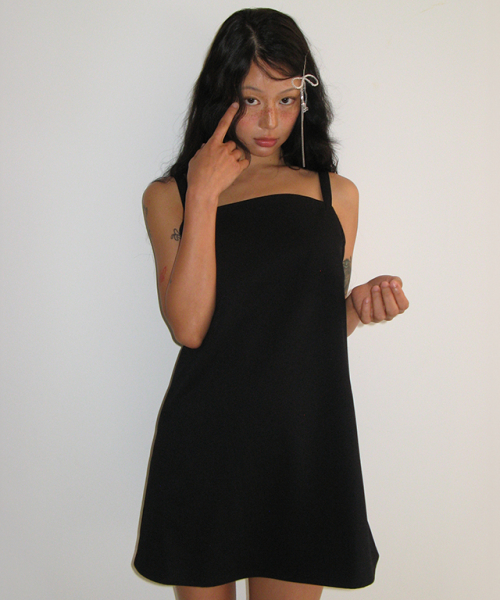 SQUARE SUSPENDER DRESS BLACK