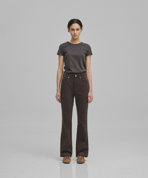 w. Light Corduroy Bootcut Pants (Charcoal Brown)