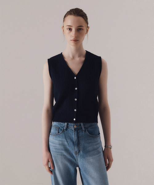 Henri textured knit vest (NAVY)