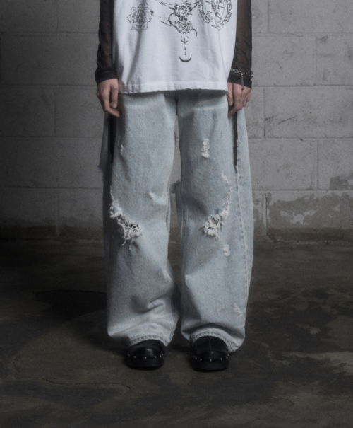 HARD DAMAGE WASHED CURVED JEANS LIGHT BLUE