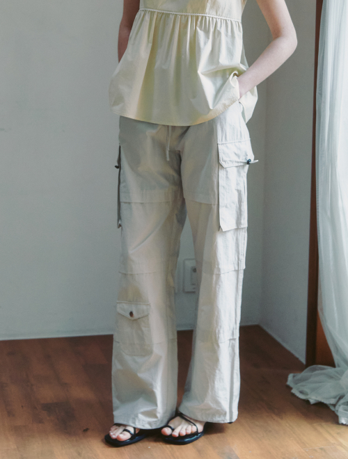 Solid Pocket Wide Cargo Pants - light gray