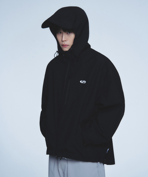 ESSENTIAL POINT JACKET