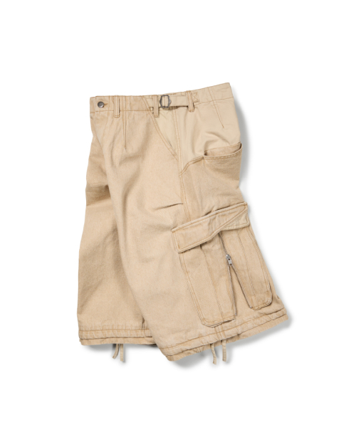 LAYERED BACK CARGO SHORTS (BEIGE)