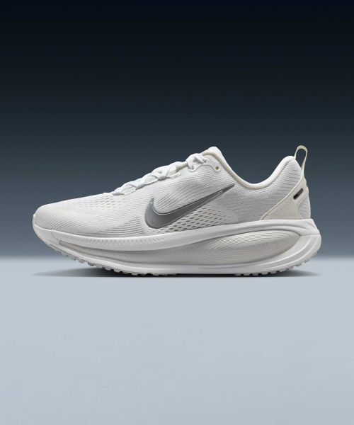 W NIKE VOMERO 18 - WHITE/MTLC SILVER-PHOTON DUST-SUMMIT WHITE