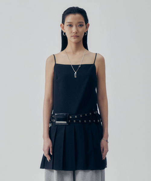 韓国商品/TREMINGBIRD Apron Pleated One-piece 트리밍버드(TREEMINGBIRD) Apron Pleated One-piece [ Black