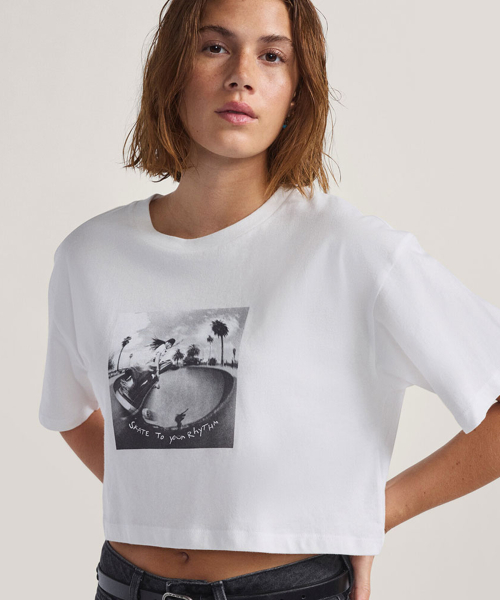 반스() 리듬 릴렉스 크롭 반소매티 - 화이트 / VN000RCHWHT1 상품 이미지