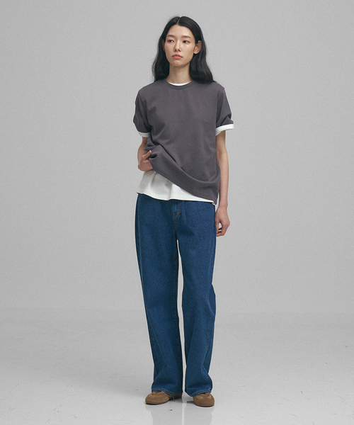 w. Basis Tee (Graphite)