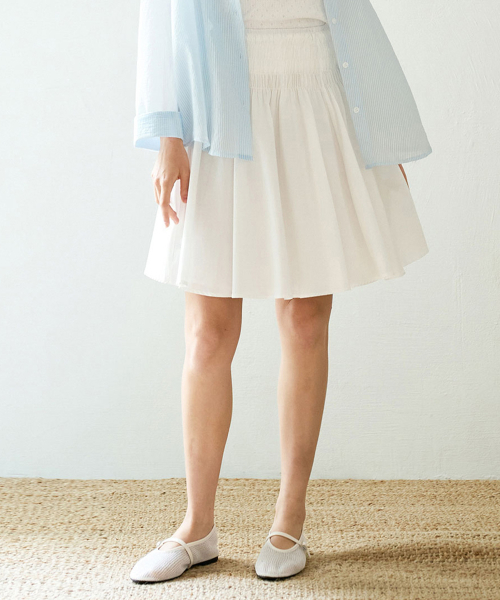 슬로우롤리() Smocked flare midi skirt - Ivory 상품 이미지