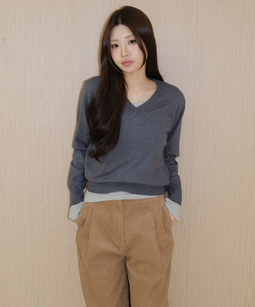 우먼즈 에센셜 브이 넥 니트 [미디엄 그레이]