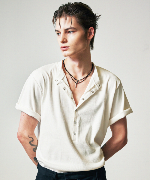 에스에스와이() 빌로우 버튼다운 롤업 헨리넥 티셔츠 아이보리 상품 이미지