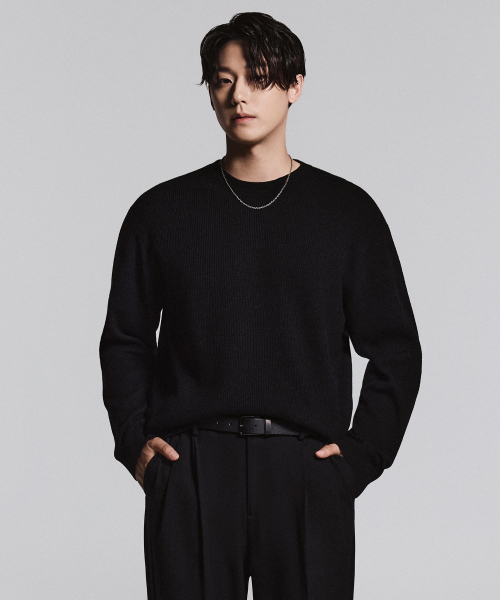 [Victoria Wool] Minimal Ribbed Crew Neck Knit [Black]