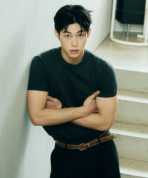 Muscle Fit Round Neck Short Sleeve Knit [Charcoal]