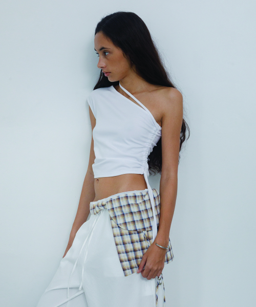 ONE SHOULDER STRING топ белый