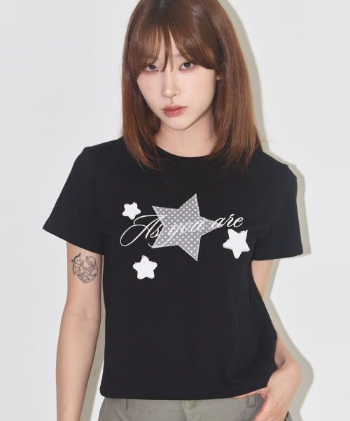 애즈유아() 스타 패치 루즈 크롭 티셔츠 블랙 상품 이미지