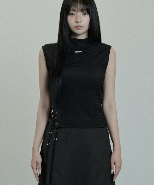 Scarf Wrinkle Slit Top (Black)