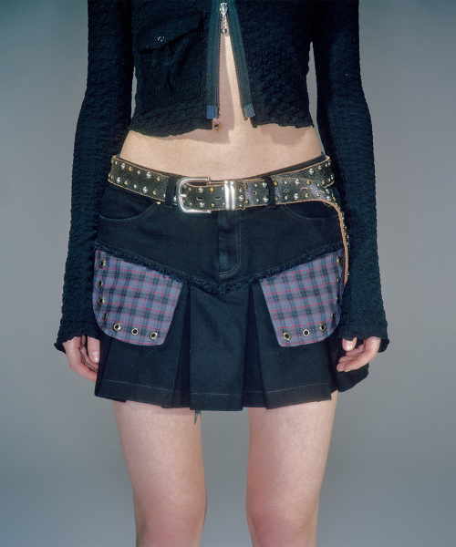 베이컨트 아카이브(VACANT ARCHIVE) LISA PLEATS MINI SKIRT