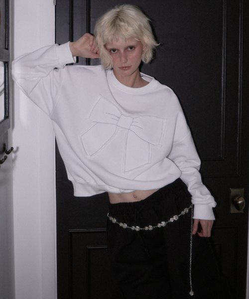 Patch Ribbon Sweatshirt [Ivory]