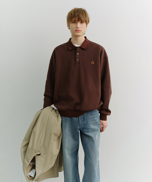 LEATHER LOGO COLLARED T-SHIRT_UNISEX_UDTS6A110_BROWN
