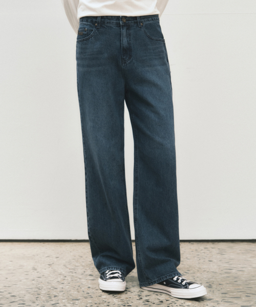 Джинсы прямого кроя с эффектом потертости MEDIUM BLUE (W25-PT23)