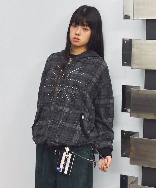[기명, 매미pick] STUD UNION JACK ZIP UP HOODIE BLACK(CV2FFUM480A)