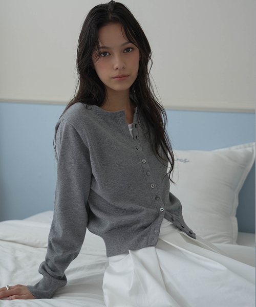 Signiture Pearl Button Cardigan [Gray]