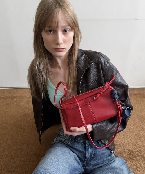 MONO BAG 24 - черный