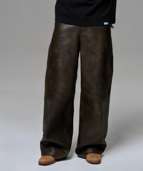 MEN FAUX LEATHER TWO-TONE PANEL PANTS - TOBACCO BROWN