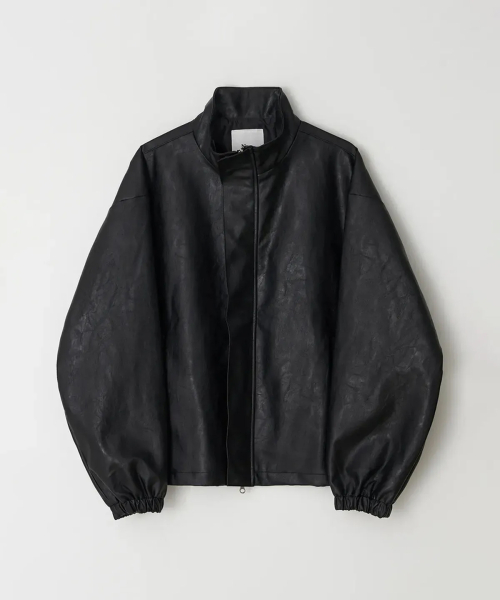 Кожаная куртка с полукруглым вырезом YEI (Black)