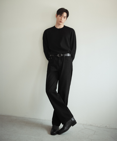 USUAL SEMI-WIDE DENIM PANTS [RAW BLACK]